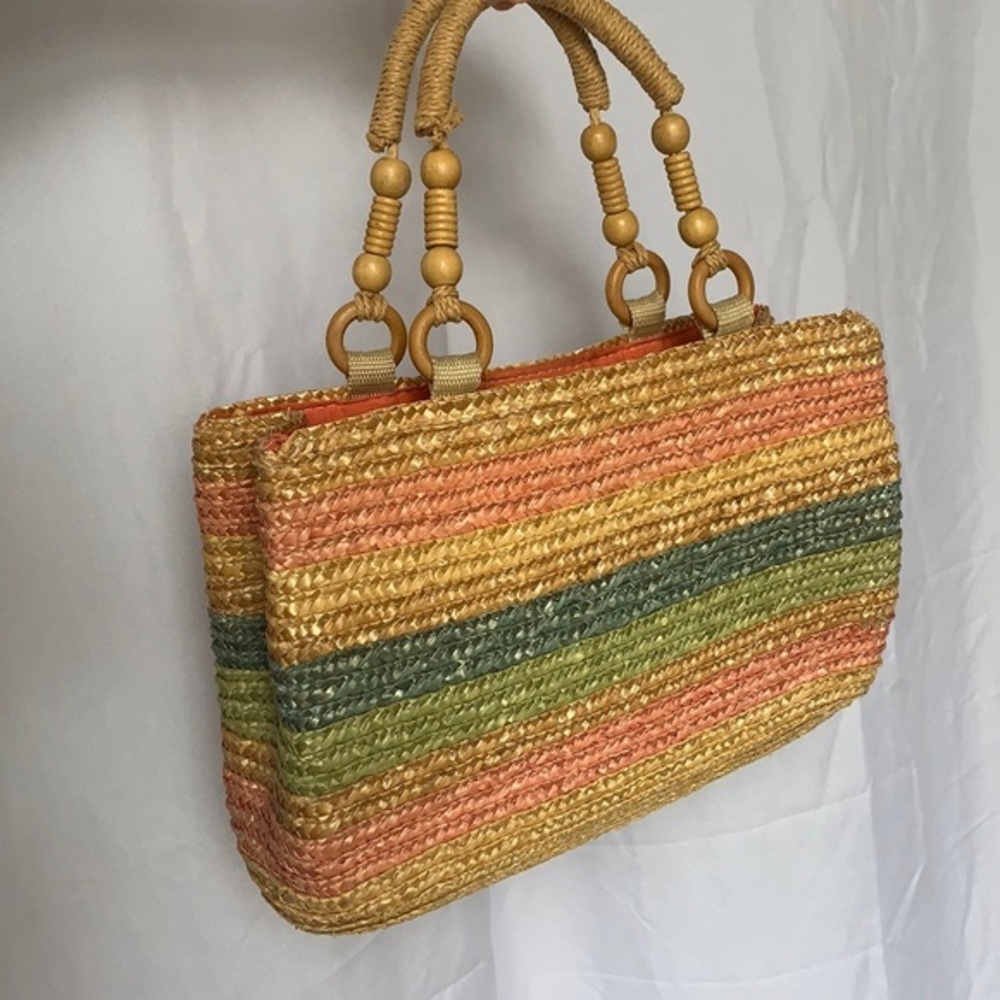 Straw bag
